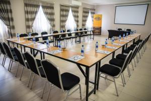 Zona de negocis o sala de conferències de Ngwenya Hotel & Conference Centre