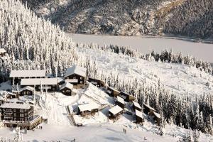 an aerial view of a ski lodge in the snow at Kvitfjell Hotel Kvitfjellvegen 492 in Kvitfjell