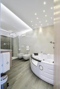 Kúpeľňa v ubytovaní Hotel Ambra