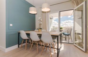 Zdjęcie z galerii obiektu COMFORT & STYLE IN MADRID!!! 3BD 2BTH+TERRACE w Madrycie