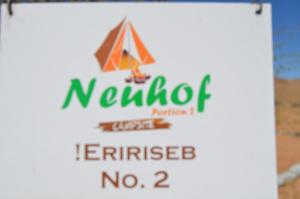 塞斯瑞姆Neuhof Portion 2 Campsite的海滩上风筝的标志