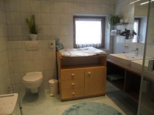 Kúpeľňa v ubytovaní Ferienwohnung Möderndorfer, Fulpmes