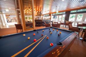 Billiards table sa Fletcher Hotel Restaurant Erica