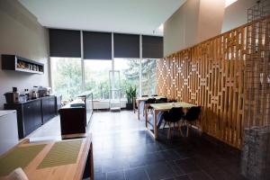 Kuchyň nebo kuchyňský kout v ubytování Hotel Vesna
