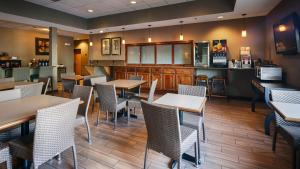 Restaurant o un lloc per menjar a Best Western Plus City Center