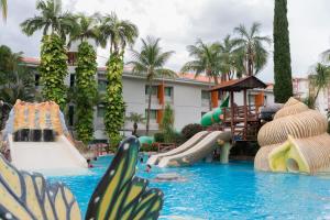 Bazén v ubytování Prive Thermas Hotel by WAM Experience nebo v jeho okolí
