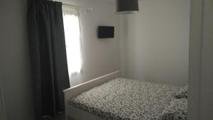 Posteľ alebo postele v izbe v ubytovaní Luxury Villa sea front Costa Teguise
