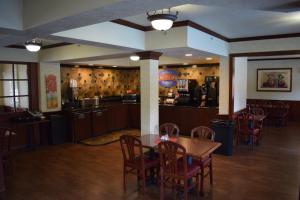 Restaurace v ubytování Baymont by Wyndham Yakima Riverfront