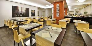 Reštaurácia alebo iné gastronomické zariadenie v ubytovaní Best Western Cesena Hotel