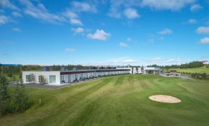 As comodidades de golfe no hotel ou nas proximidades