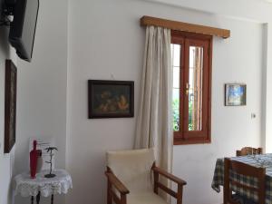A television and/or entertainment centre at Livanina apartments