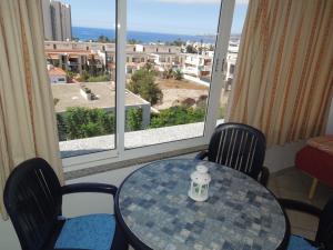 アロナにあるTropical, Fantastic apartment close to the beach with pool, sea-view, wifi, SAT-TVのギャラリーの写真
