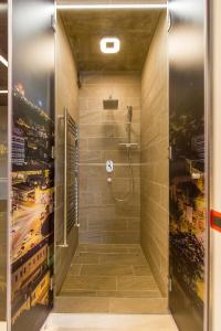 Ένα μπάνιο στο Apartment Verde Trifoiului +26 φωτογραφίες