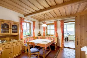 Fotografie z fotogalerie ubytování Gästehaus Pension Lang v destinaci Pfarrkirchen im Mühlkreis