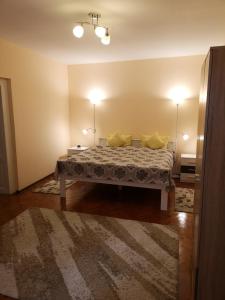 Giường trong phòng chung tại Casa Bella Chis