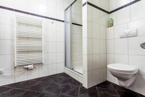 A bathroom at Isar Apartment