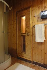 Ein Badezimmer in der Unterkunft Comfort and Views