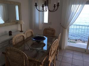 A seating area at Los Azules de Altea