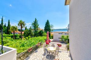 Fotografie z fotogalerie ubytování One-Bedroom Apartment in Crikvenica V v destinaci Sopaljska