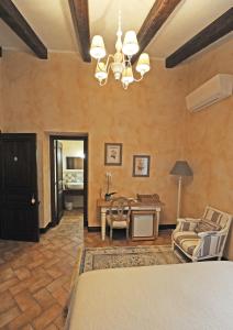 Agriturismo Sugheretello客房内的一张或多张床位