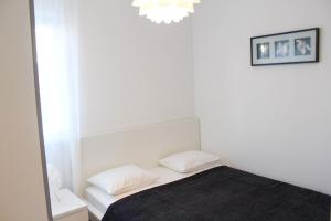 Postel nebo postele na pokoji v ubytování Luxury apartment with private pool