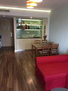Zdjęcie z galerii obiektu Azur Apartman w mieście Velence