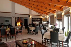 Restaurace v ubytování Hotel Mimallones
