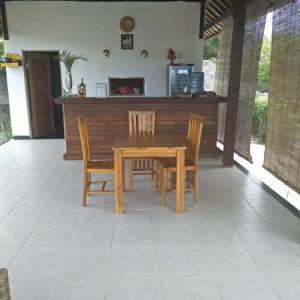 Gallery image of Kubu Sunset Guest House in Nusa Lembongan