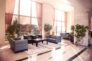 Posezení v ubytování Jerusalem Gardens Hotel
