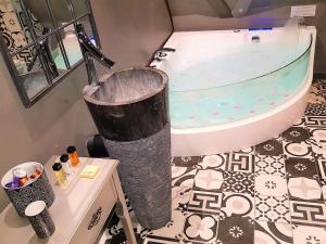 Et bad på Le 1615 - Luxe et Spa