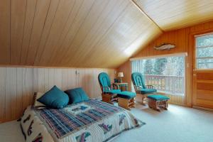 מיטה או מיטות בחדר ב-Mountain Haven Plus Loft