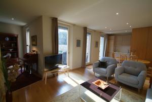 Zona de estar de Beautifully furnished luxury apartment in Barri Vell, Girona