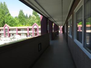 A balcony or terrace at North Vancouver Hotel