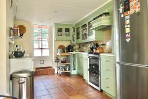 Ett kök eller pentry på Ivy Cottage