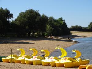 Un paisaje natural cerca del camping