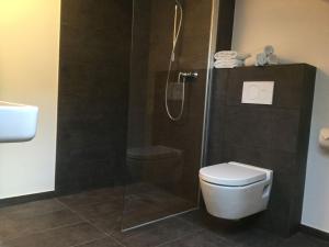 Koupelna v ubytování Erikas Haus