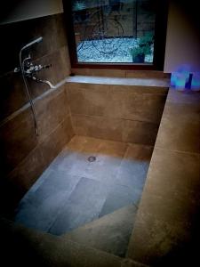 A bathroom at Oasi