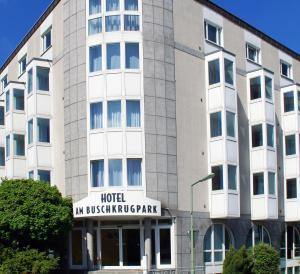 Galeriebild der Unterkunft Hotel am Buschkrugpark in Berlin