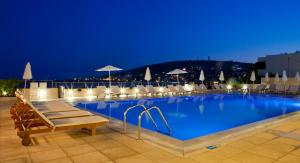 The swimming pool at or close to Erytha Hotel & Resort Chios