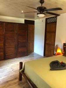 Postel nebo postele na pokoji v ubytování Samara Chillout Lodge - Adults only
