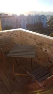 Balkón nebo terasa v ubytování Tiny apartment on the roof touching Gibraltar