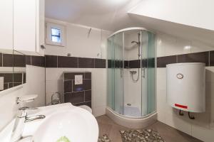 Kúpeľňa v ubytovaní Holiday home in Liznjan/Istrien 35258