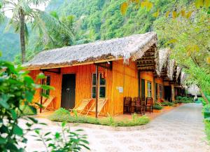 Afbeelding uit fotogalerij van Tam Coc Valley Bungalow in Ninh Binh