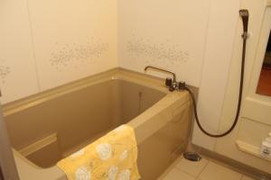 A bathroom at Takahan