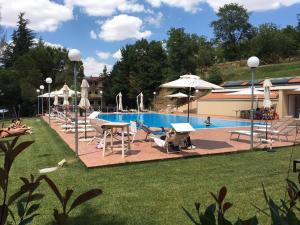 Bassein majutusasutuses Il Castagneto Hotel või selle lähedal