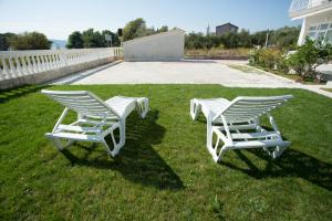 Zahrada ubytování Beach Studio Apartment Marija