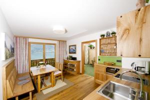 Köök või kööginurk majutusasutuses Exklusiv Apartment Scheichl