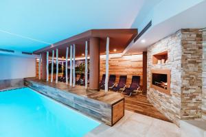 Bazén v ubytovaní Gaia Residence Hotel alebo v jeho blízkosti