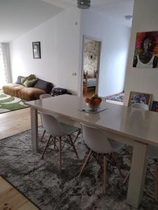 Posezení v ubytování Artson B&B Vagharshapat
