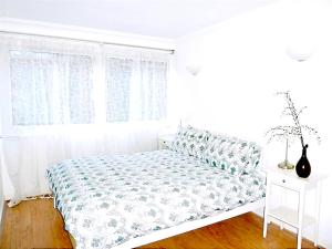 Posteľ alebo postele v izbe v ubytovaní Elegant Very Central: Fitzrovia W1. King Bed, Wifi